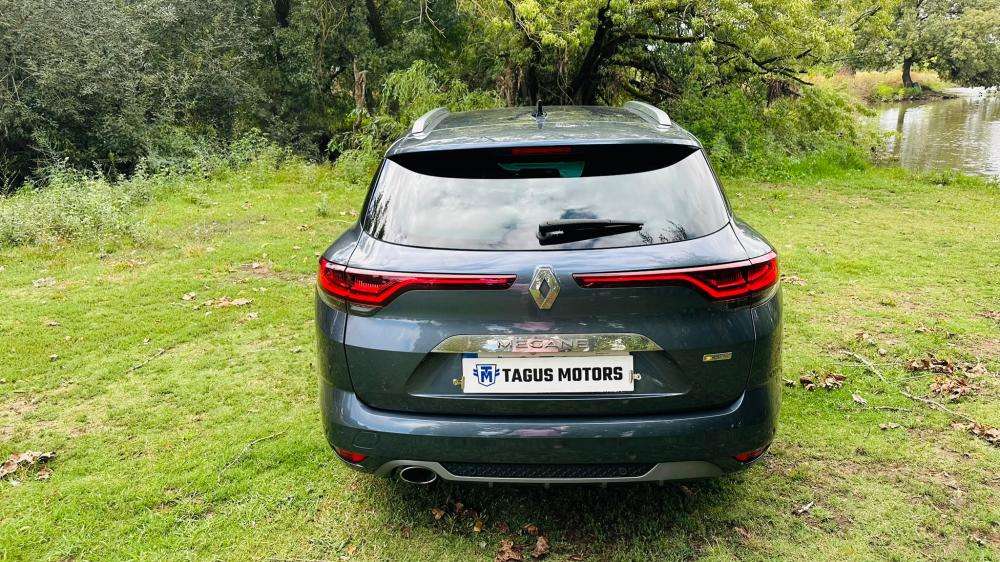 renault-megane-sport-tourer-2022-diesel-1461cc