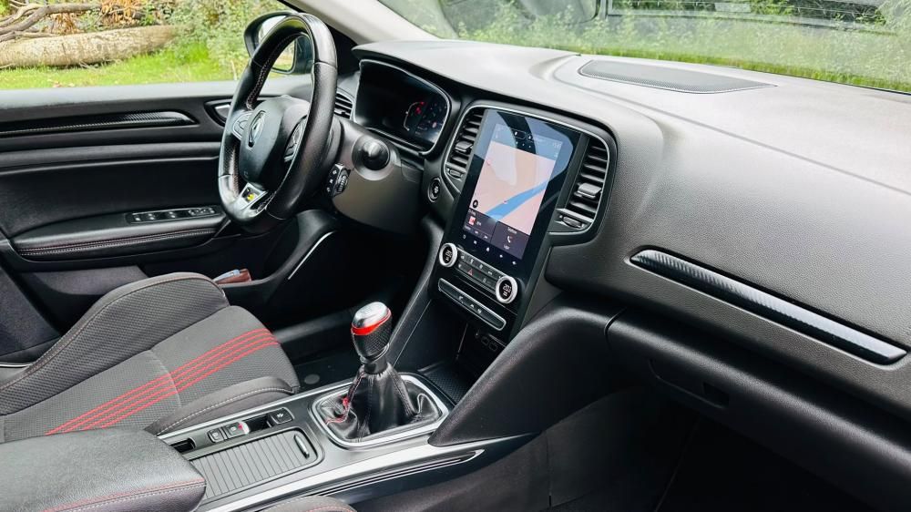 renault-megane-sport-tourer-2022-diesel-1461cc