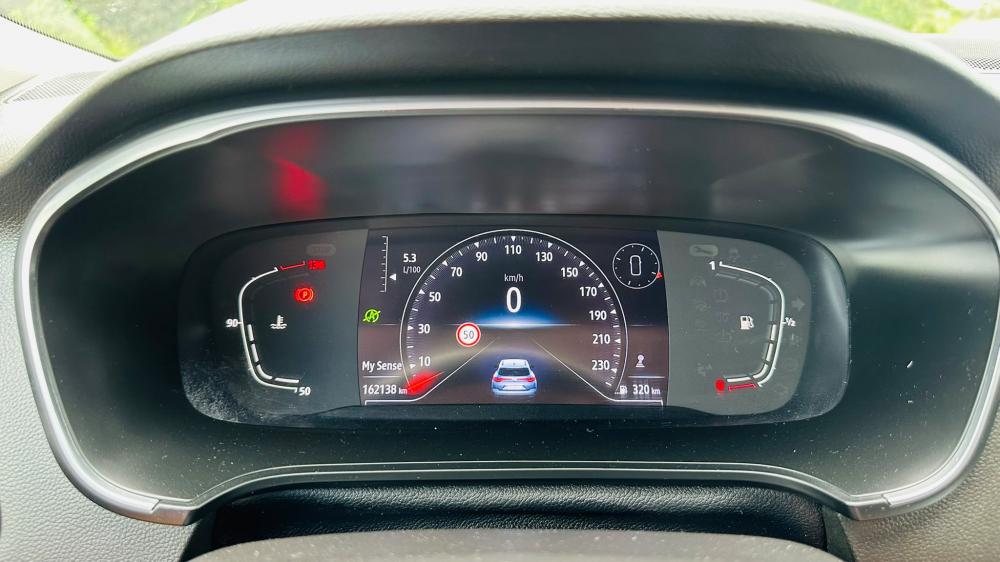 renault-megane-sport-tourer-2022-diesel-1461cc