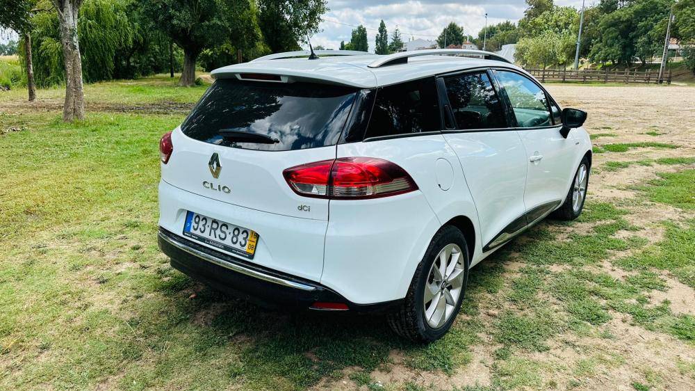 renault-clio-sport-tourer-2016-diesel-1461cc