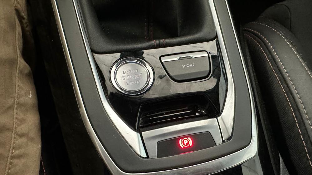 peugeot-308-sw-2020-diesel-1499cc
