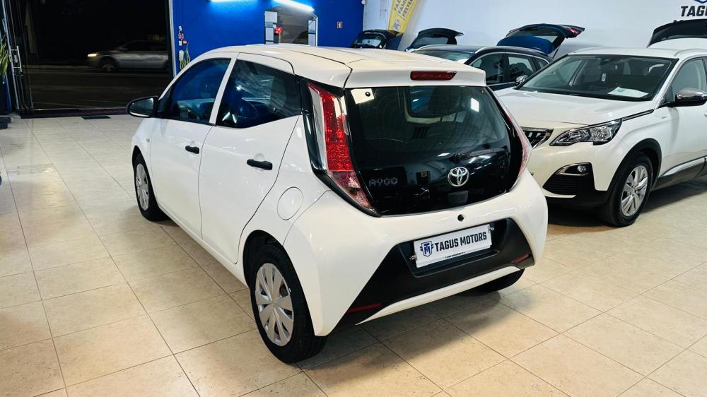 toyota-aygo-2017-gasolina-998cc