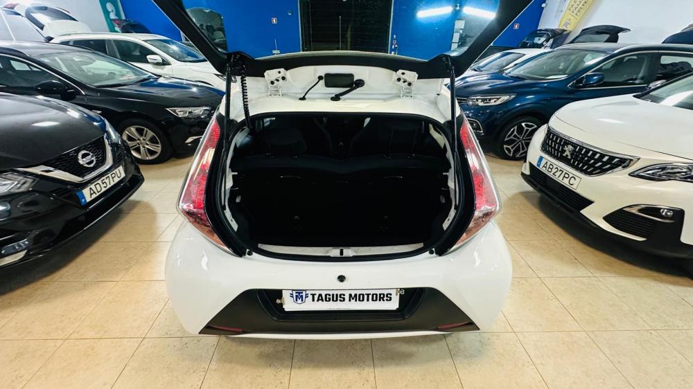 toyota-aygo-2017-gasolina-998cc