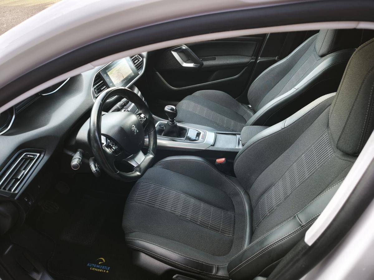 peugeot-308-2020-gasolina-1199cc