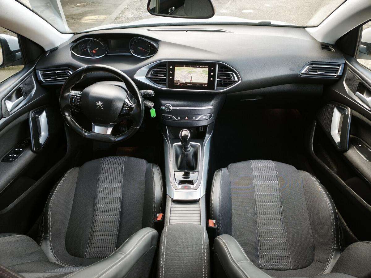 peugeot-308-2020-gasolina-1199cc