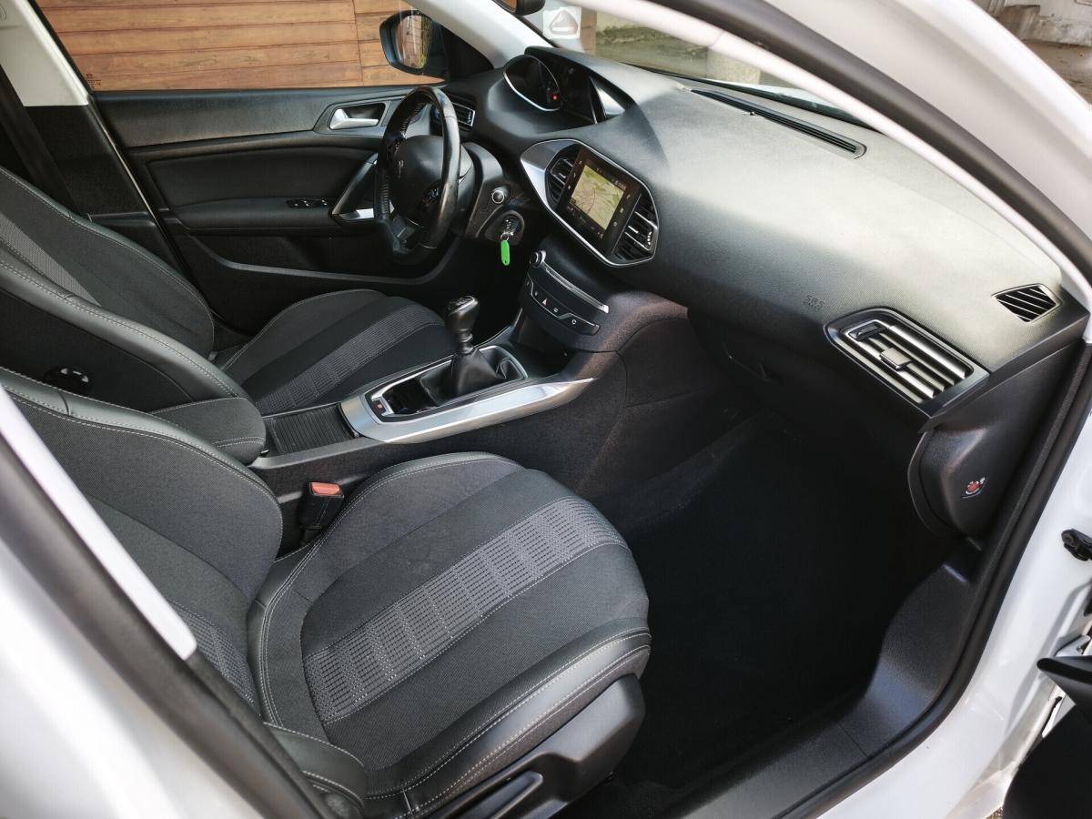 peugeot-308-2020-gasolina-1199cc