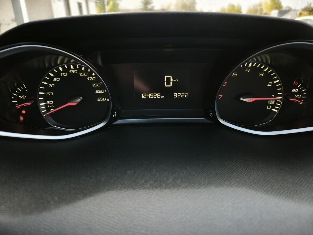 peugeot-308-2020-gasolina-1199cc