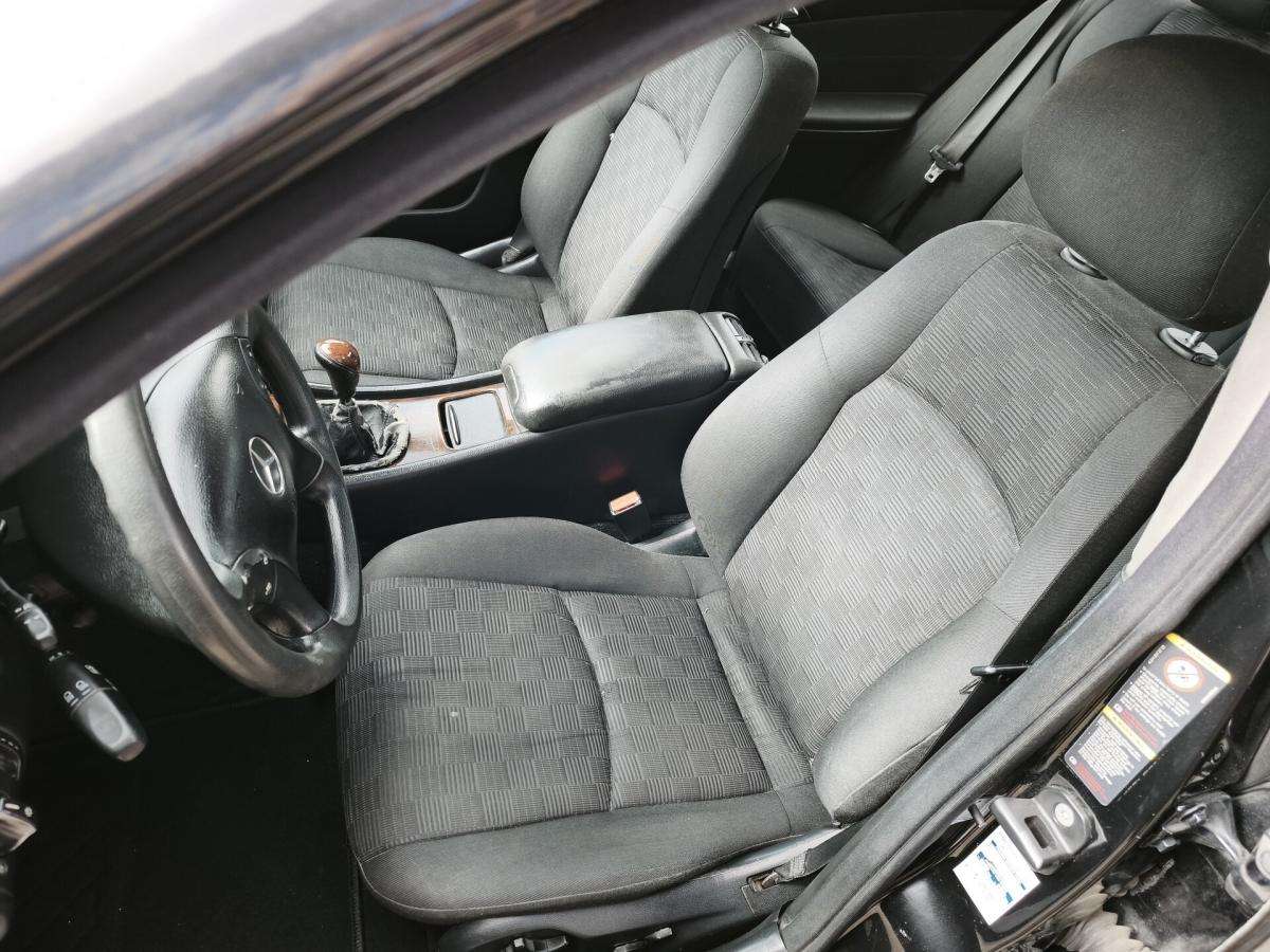 mercedes-benz-classe-c-2005-diesel-2148cc