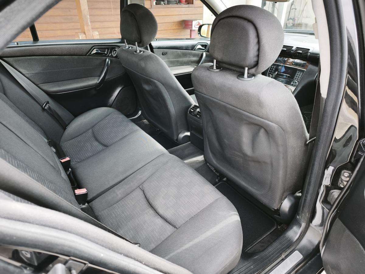 mercedes-benz-classe-c-2005-diesel-2148cc