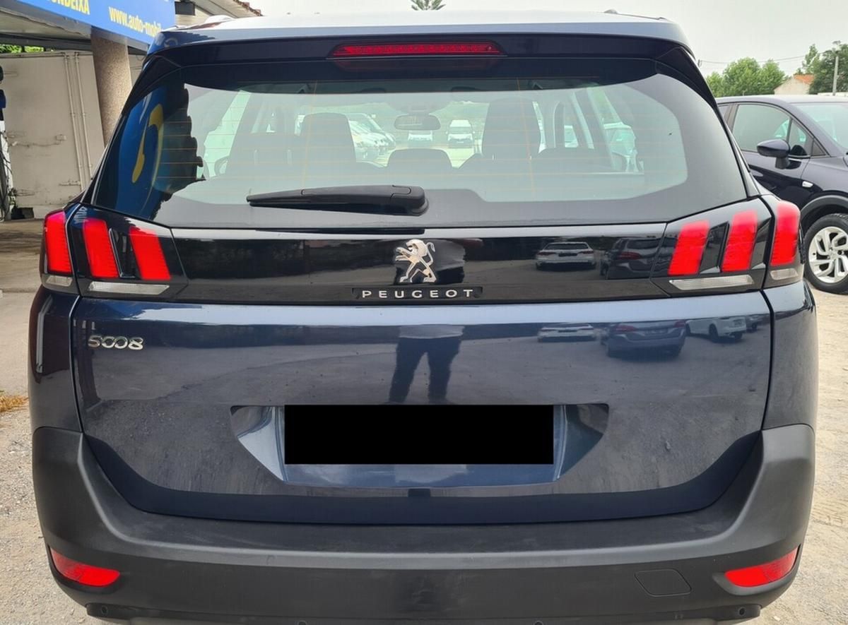 peugeot-5008-2019-diesel-1499cc
