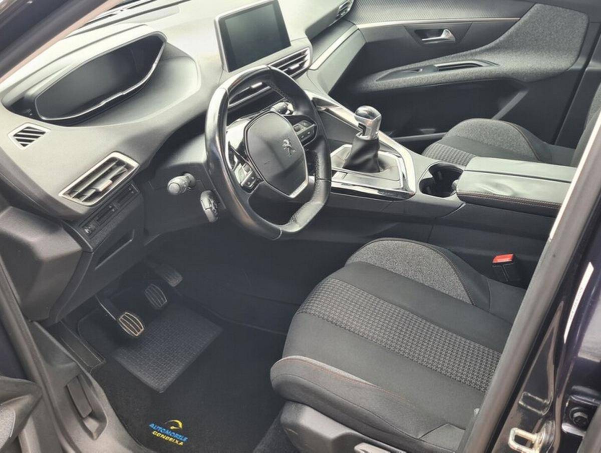 peugeot-5008-2019-diesel-1499cc