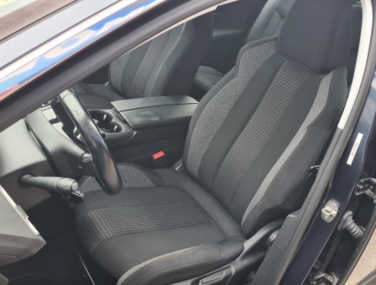 peugeot-5008-2019-diesel-1499cc