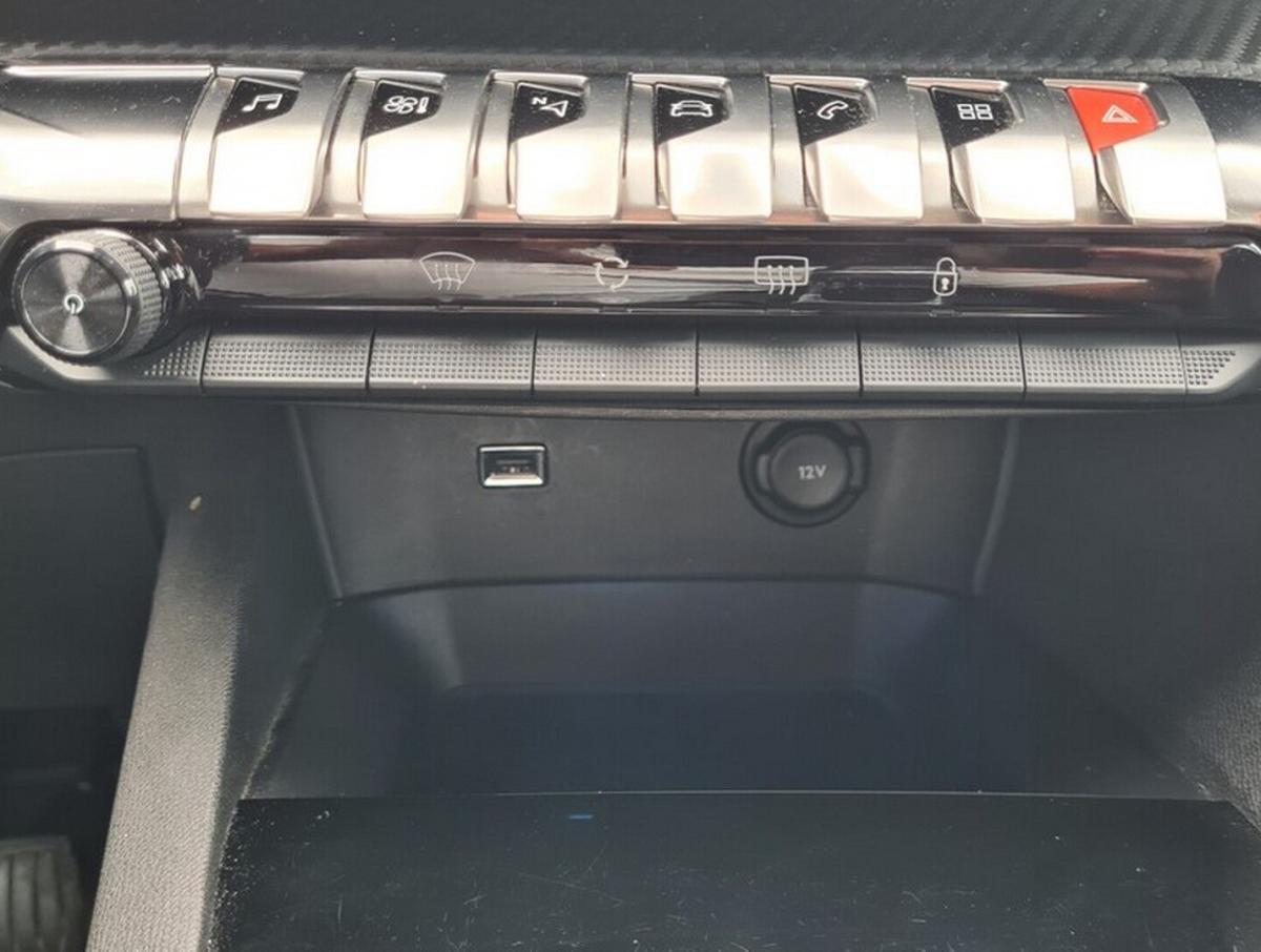 peugeot-5008-2019-diesel-1499cc