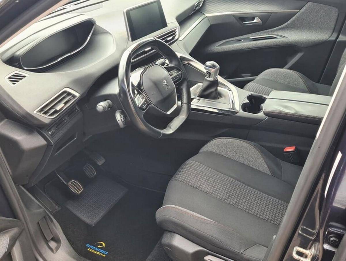 peugeot-5008-2019-diesel-1499cc