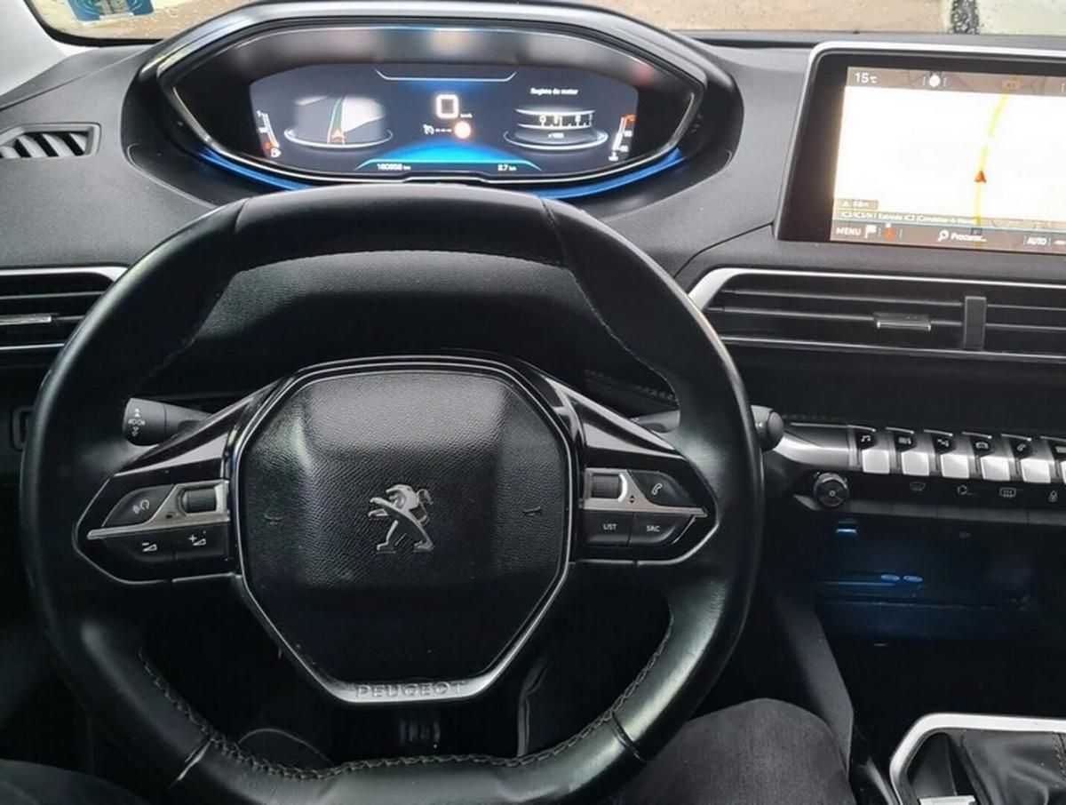 peugeot-5008-2019-diesel-1499cc