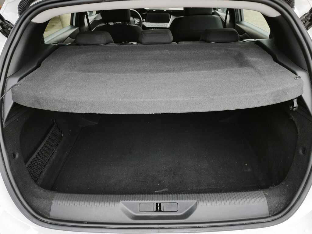peugeot-308-2022-diesel-1499cc