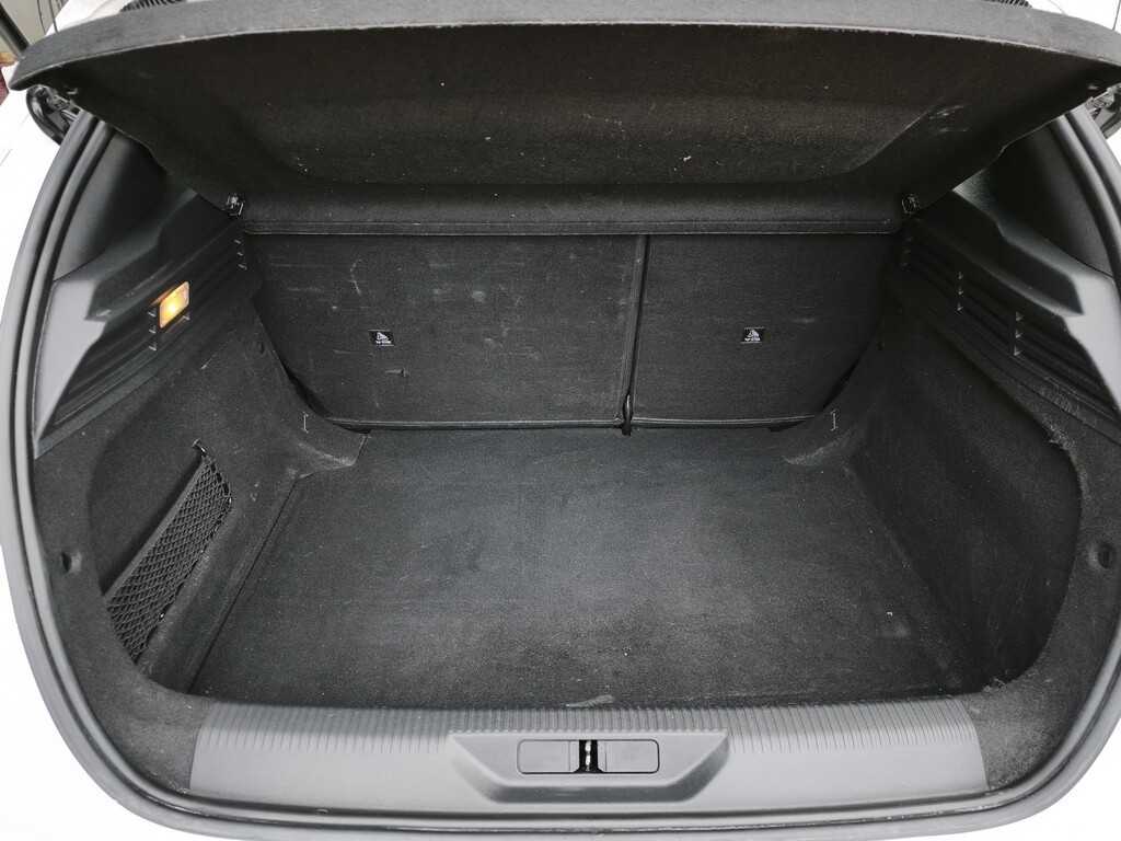 peugeot-308-2022-diesel-1499cc