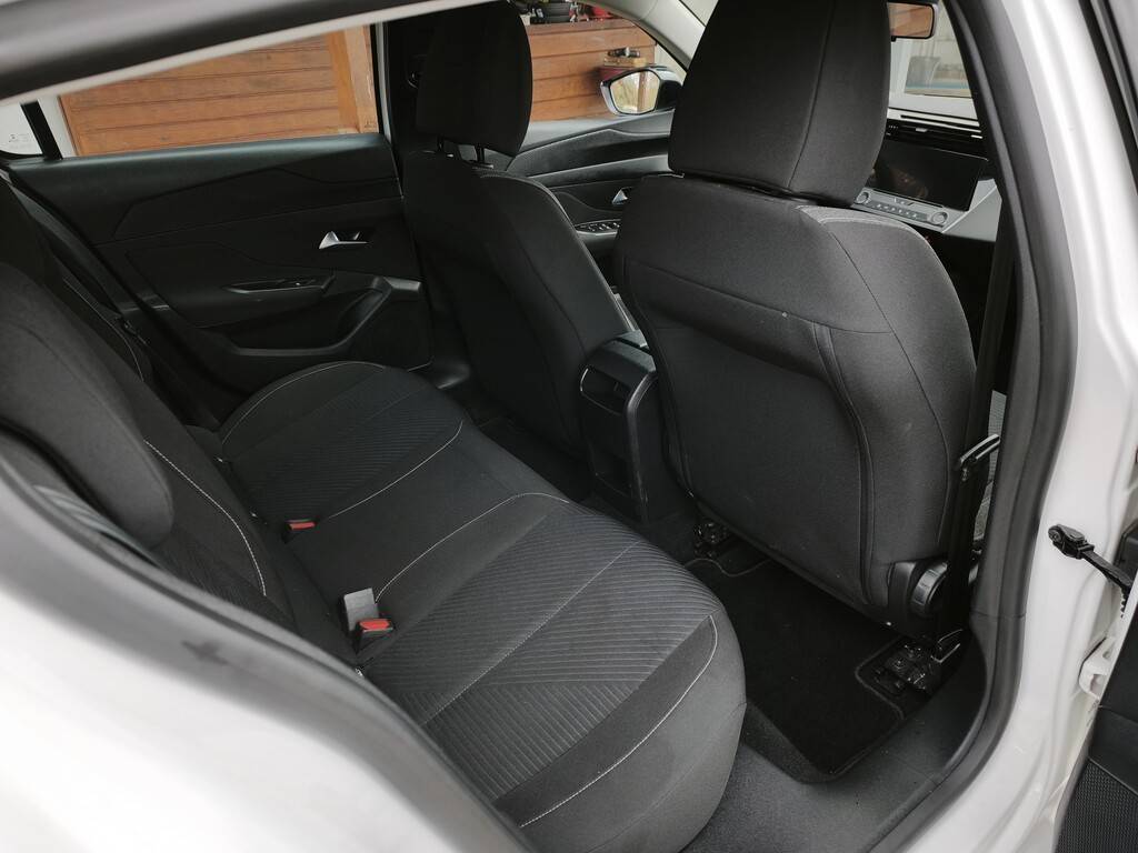 peugeot-308-2022-diesel-1499cc
