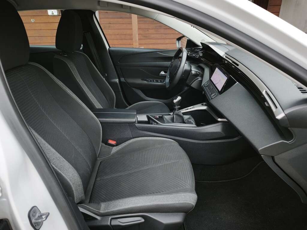 peugeot-308-2022-diesel-1499cc