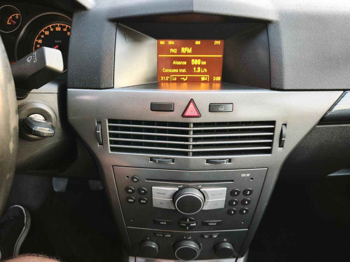 opel-astra-2004-diesel-1686cc