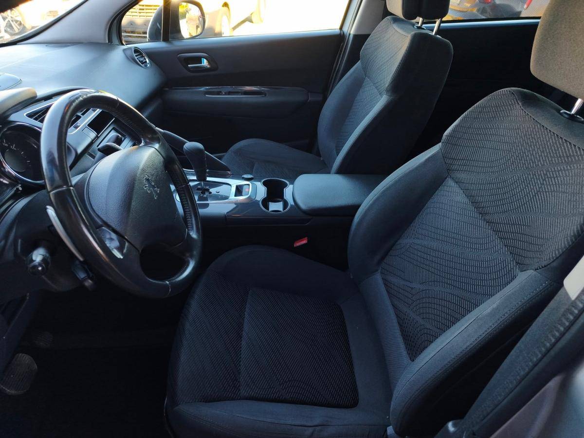 peugeot-3008-2012-diesel-1560cc