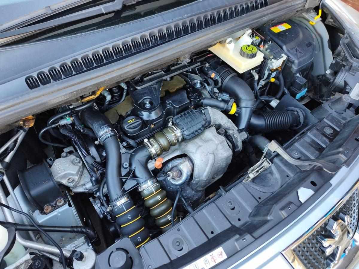 peugeot-3008-2012-diesel-1560cc