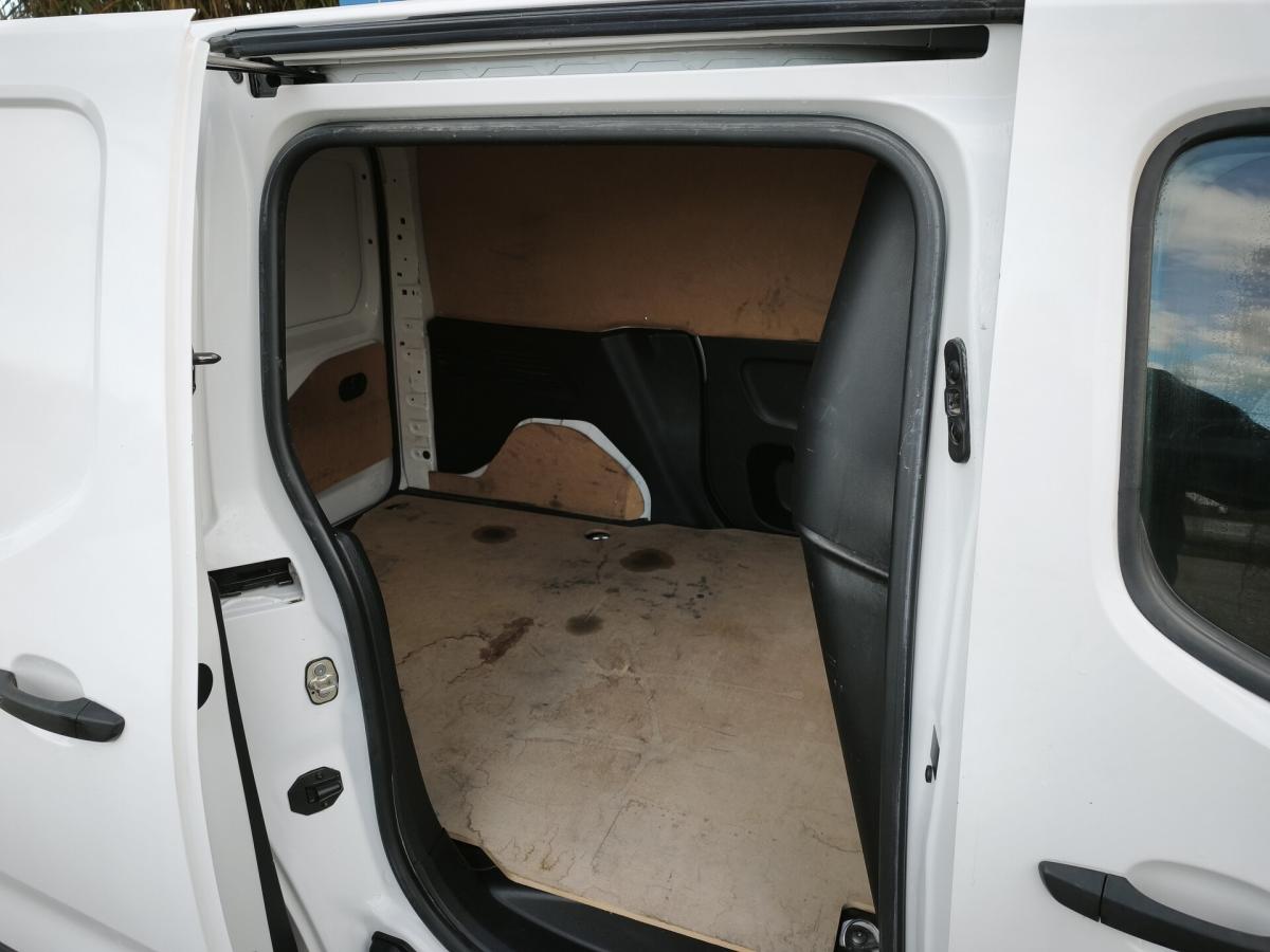 citroen-berlingo-2021-diesel-1499cc