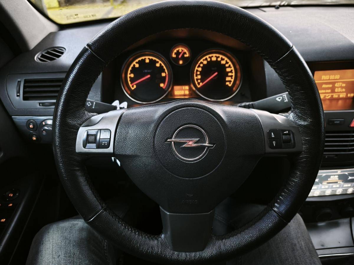 opel-astra-caravan-2005-diesel-1910cc