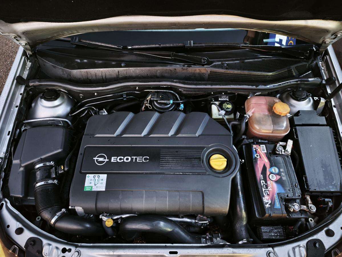 opel-astra-caravan-2005-diesel-1910cc