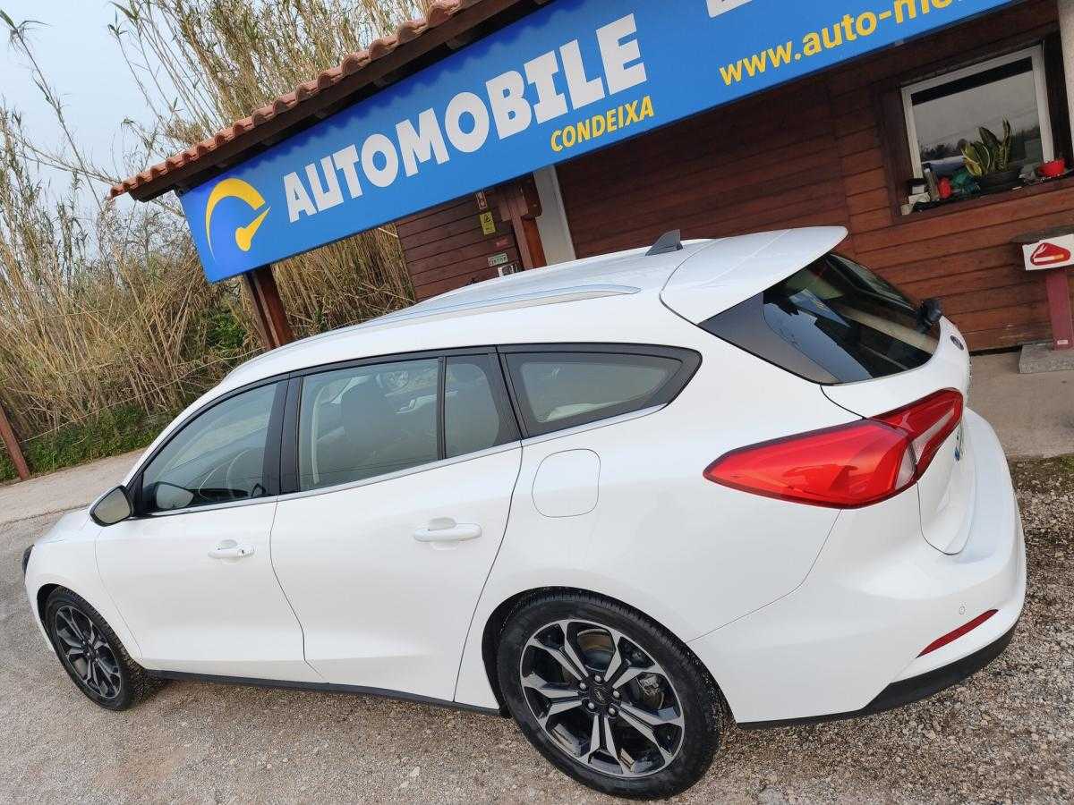 ford-focus-sw-2022-diesel-1499cc