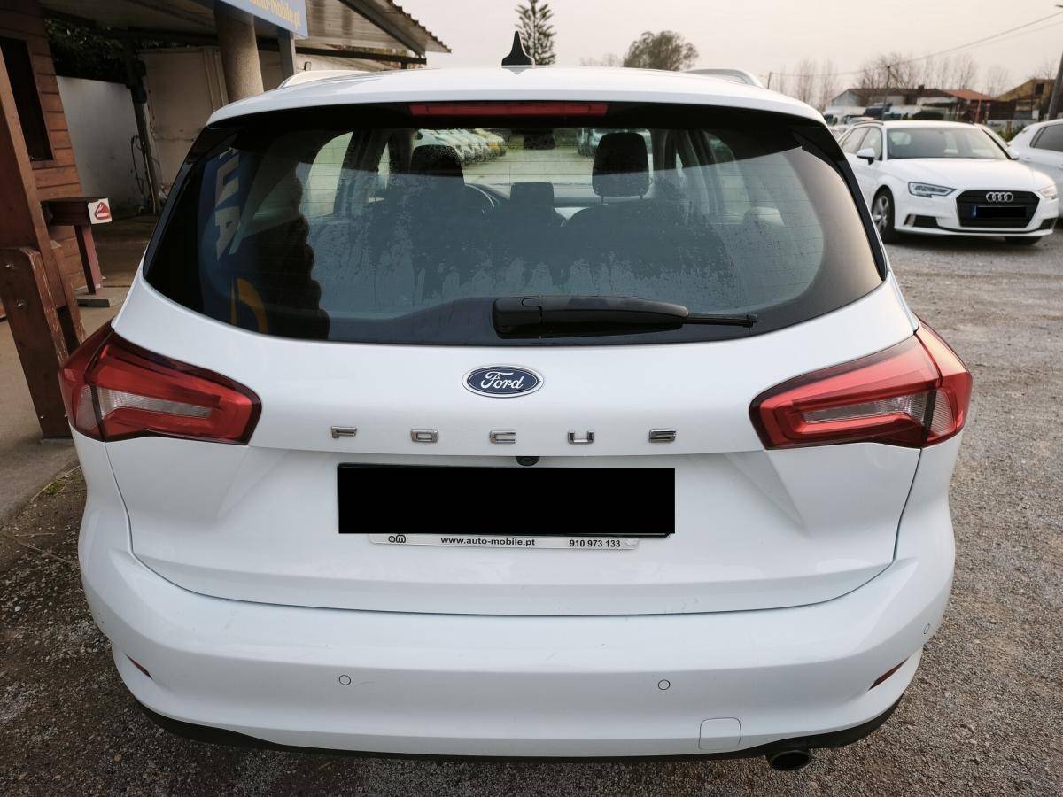 ford-focus-sw-2022-diesel-1499cc