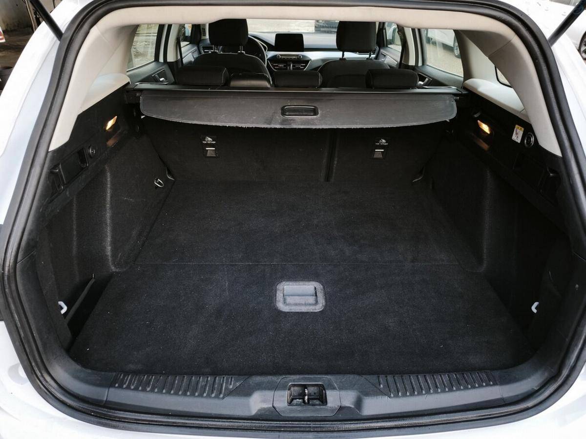 ford-focus-sw-2022-diesel-1499cc
