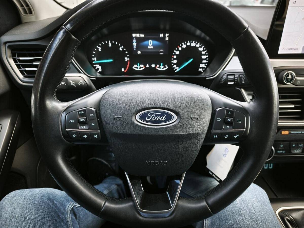 ford-focus-sw-2022-diesel-1499cc