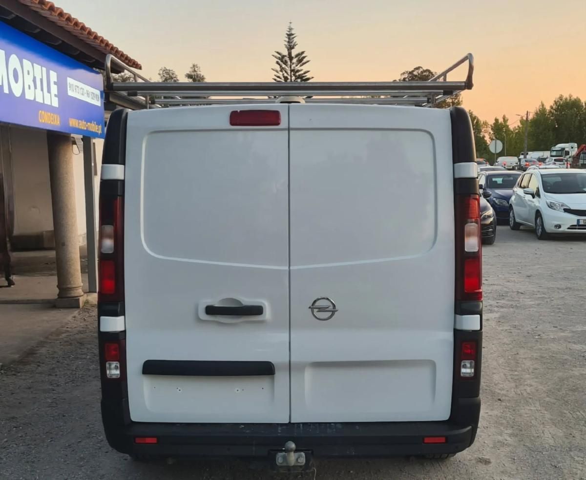opel-vivaro-2019-diesel-1598cc