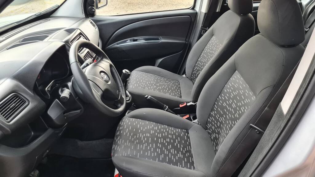 opel-combo-2017-diesel-1248cc