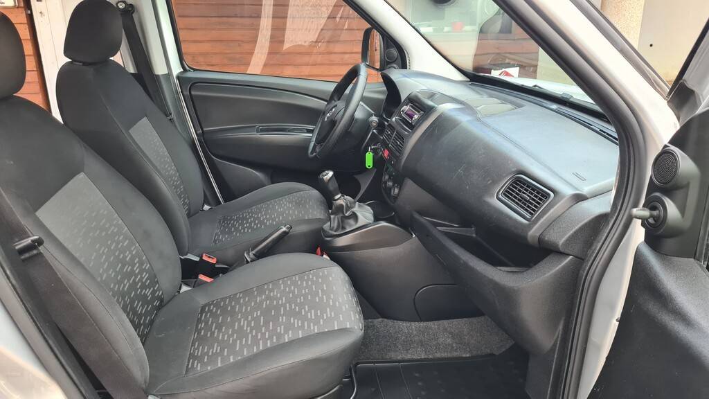 opel-combo-2017-diesel-1248cc