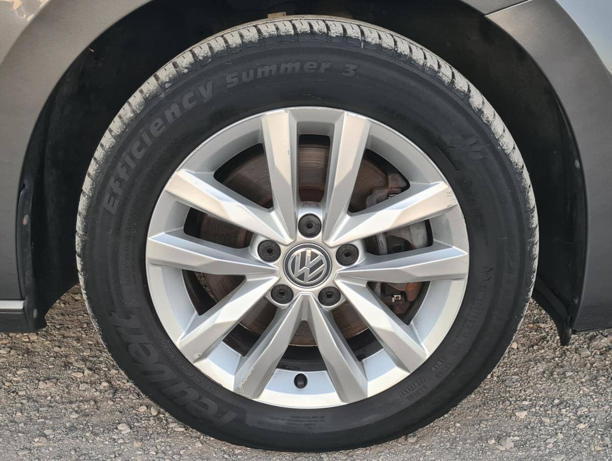 volkswagen-touran-2016-diesel-1598cc