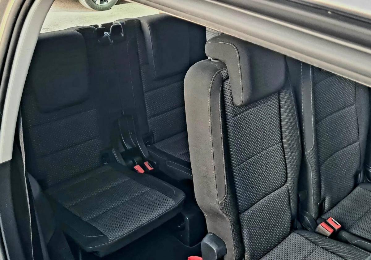 volkswagen-touran-2016-diesel-1598cc