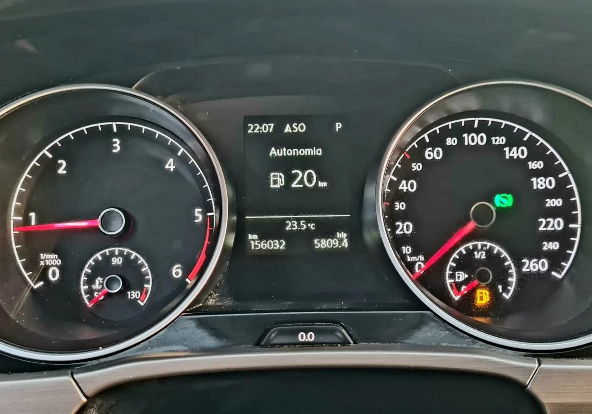 volkswagen-touran-2016-diesel-1598cc