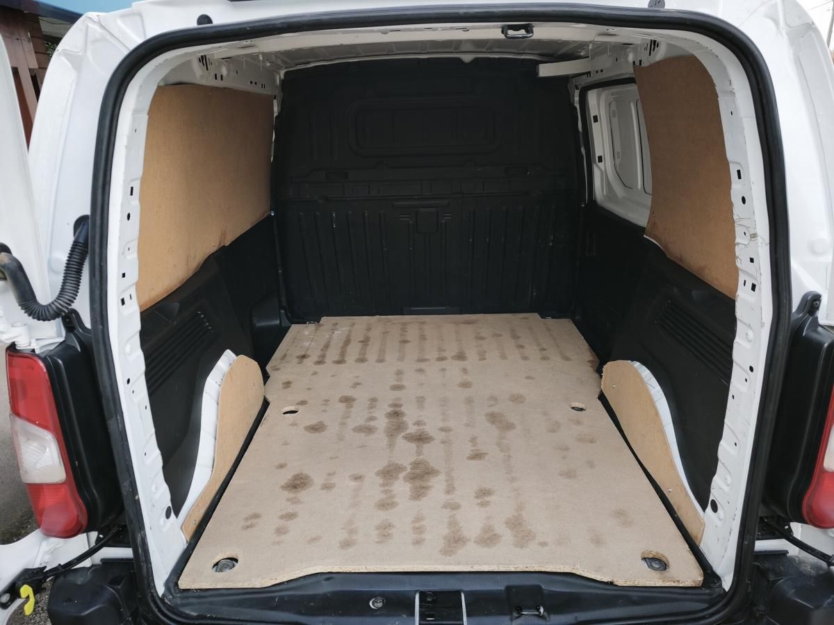 citroen-berlingo-2021-diesel-1499cc