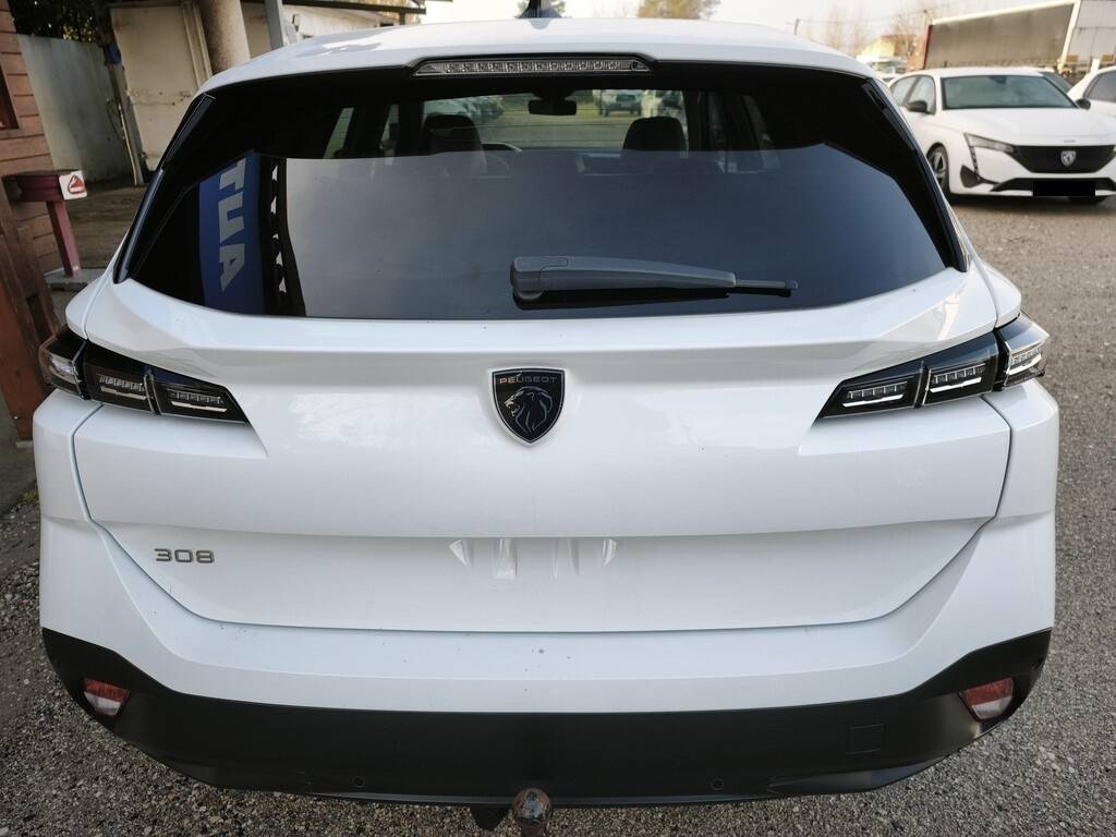 peugeot-308-sw-2022-gasolina-1199cc