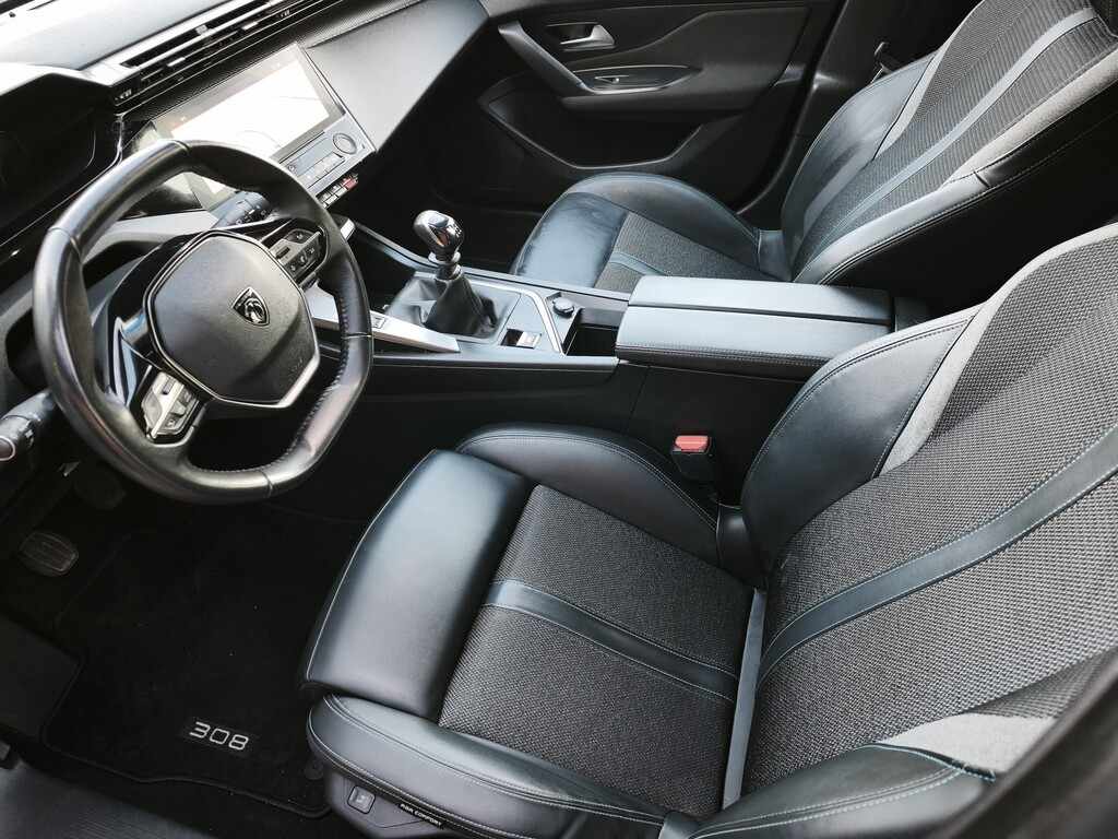 peugeot-308-sw-2022-gasolina-1199cc