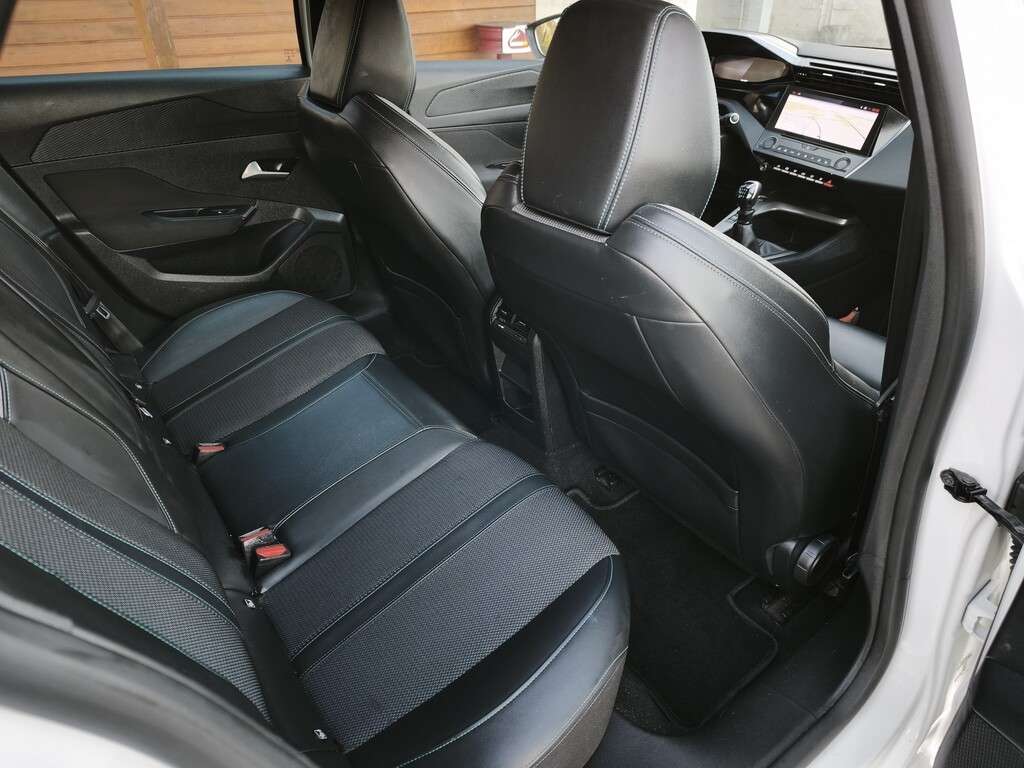 peugeot-308-sw-2022-gasolina-1199cc