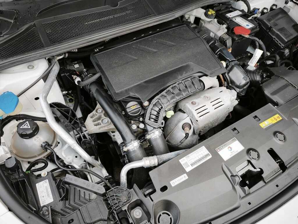 peugeot-308-sw-2022-gasolina-1199cc