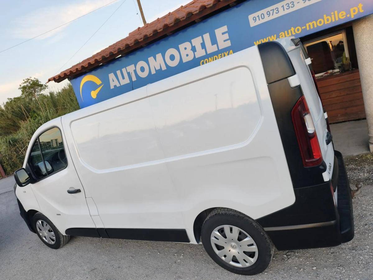 opel-vivaro-2016-diesel-1598cc