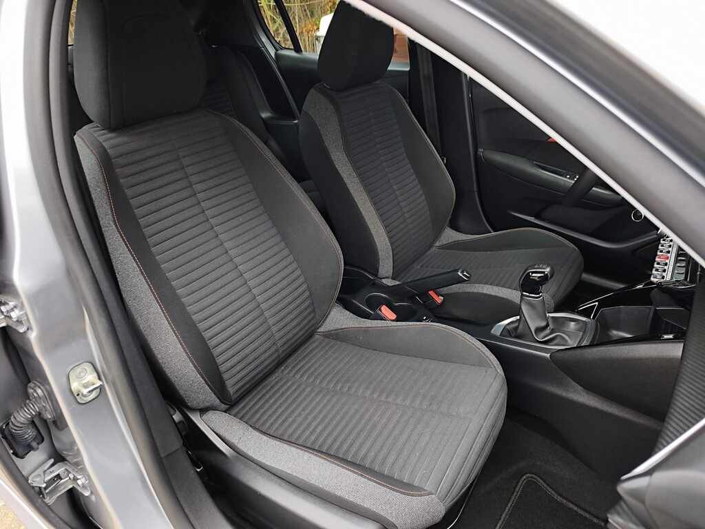 peugeot-208-1-2-puretech-2023-gasolina-1199cc