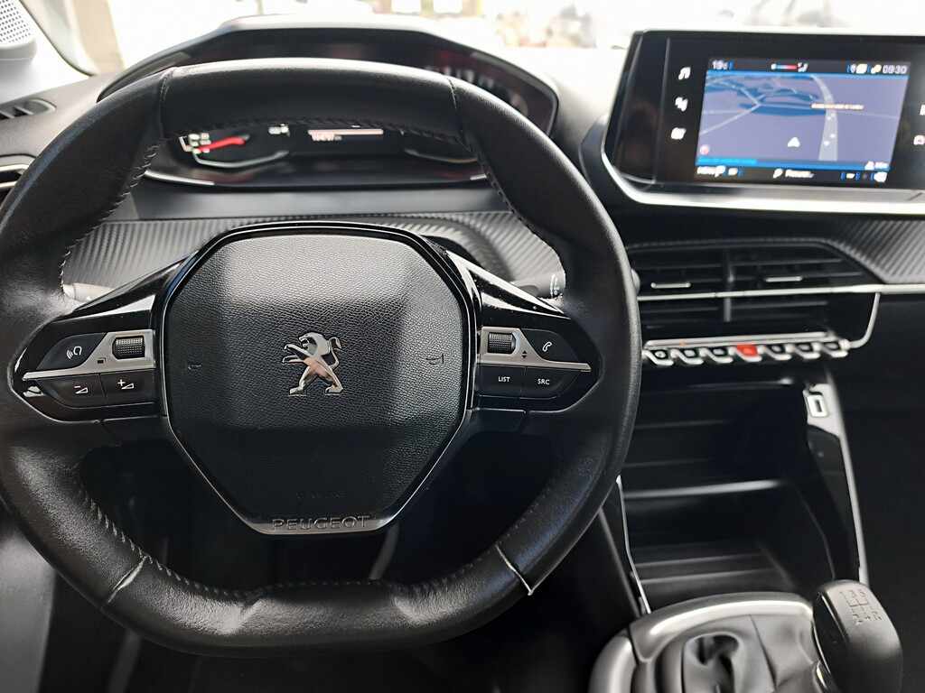 peugeot-208-1-2-puretech-2023-gasolina-1199cc