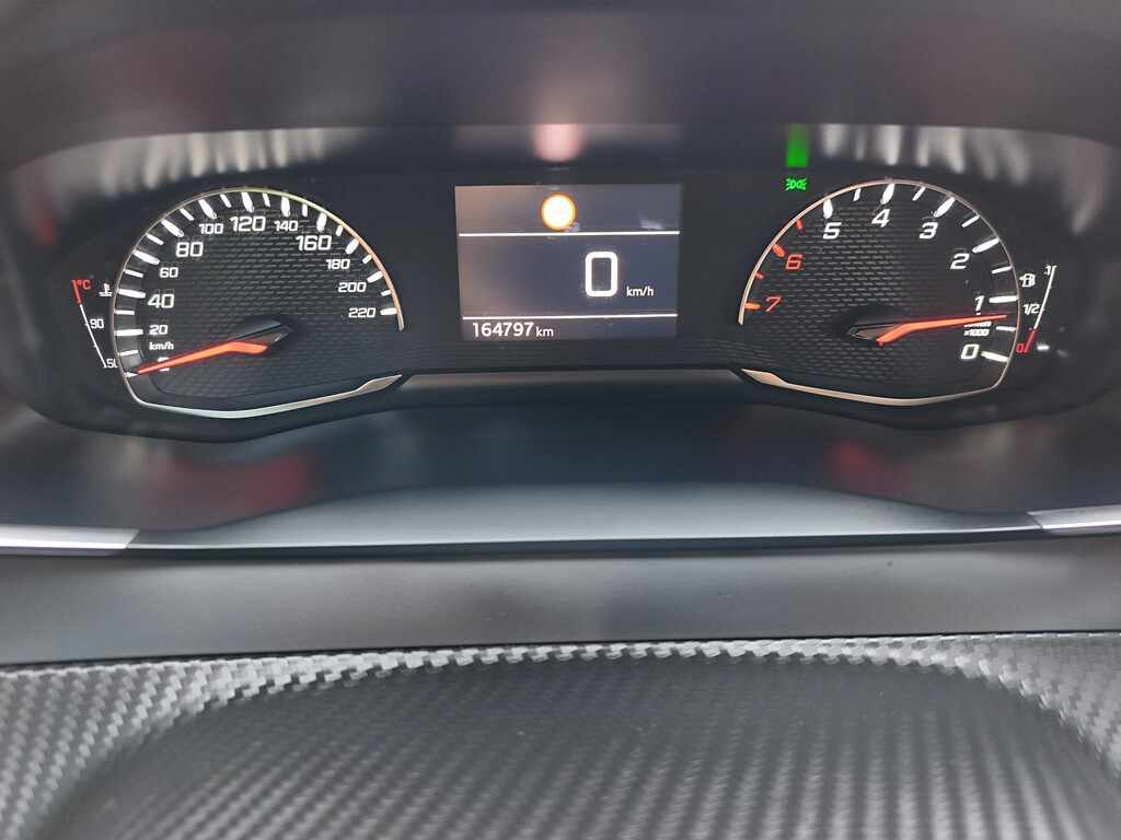peugeot-208-1-2-puretech-2023-gasolina-1199cc