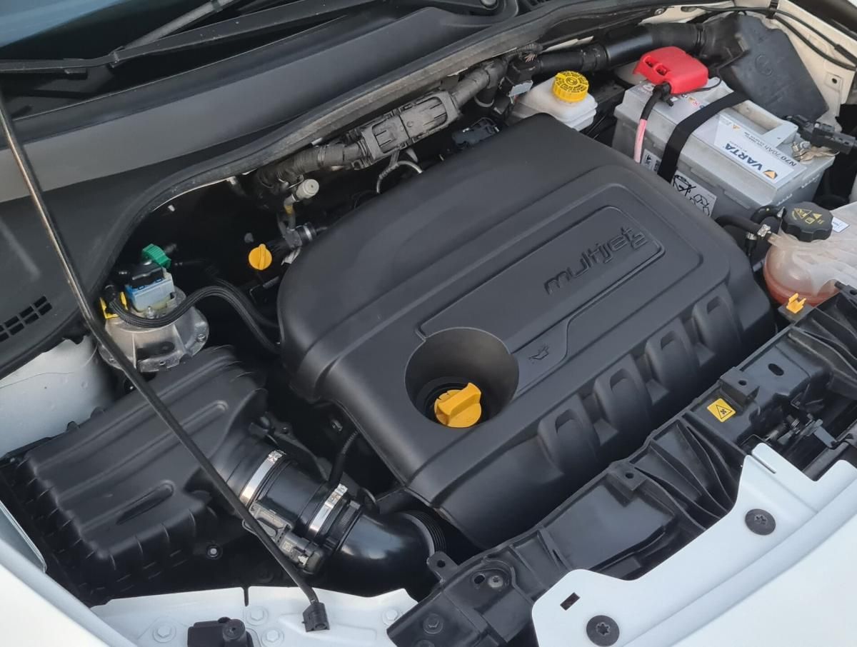 fiat-tipo-station-wagon-2020-diesel-1248cc