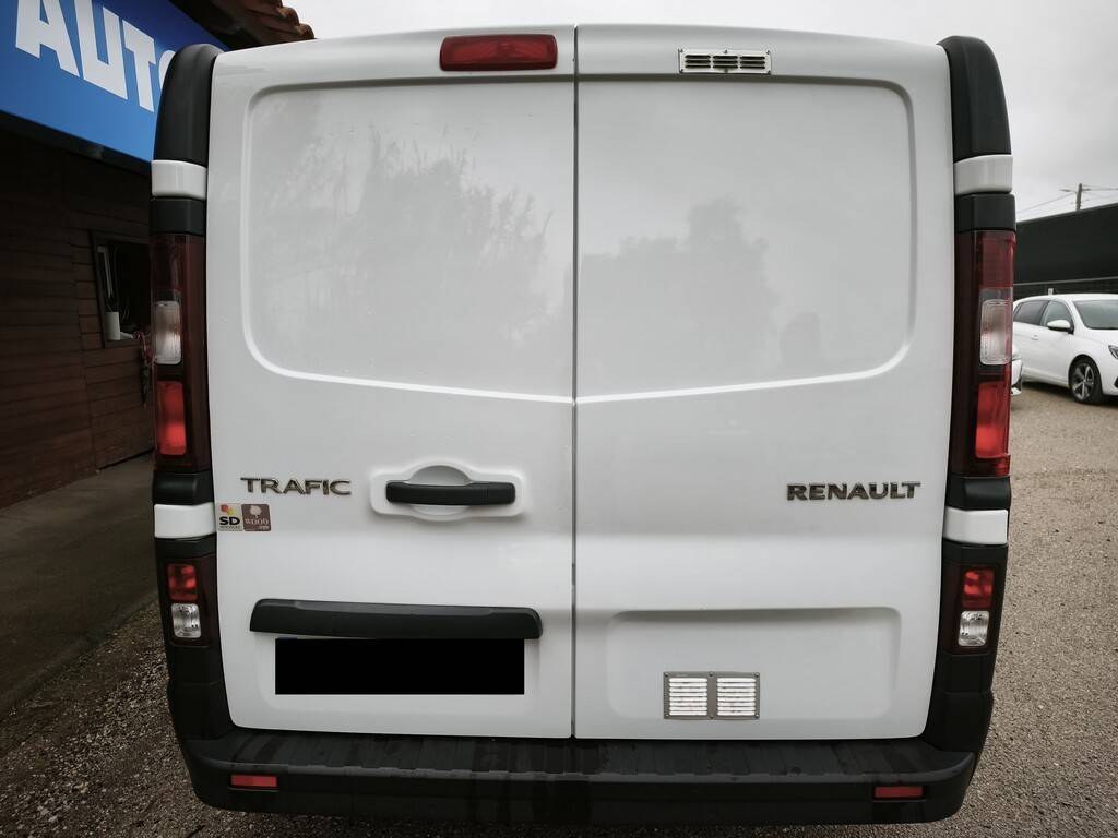 renault-trafic-2019-diesel-1598cc